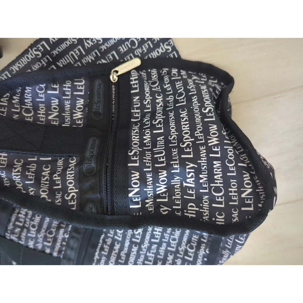 LeSportsac Black & White Duffle Weekender Tote bag 16 x 12 x 7